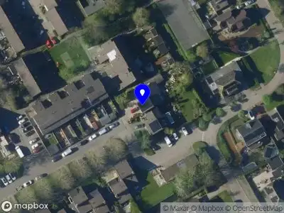 Ambulance met grote spoed naar de Oliverstraat in Zwaagdijk-Oost
