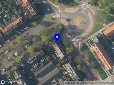 Ambulance met grote spoed naar de Ericalaan in Leiderdorp