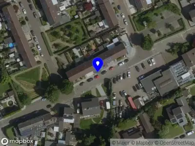 Brandweer met grote spoed naar de Koeweg in Landgraaf vanwege voertuigbrand