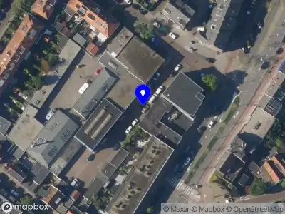 Ambulance met gepaste spoed naar de Kalkoenstraat in Voorschoten