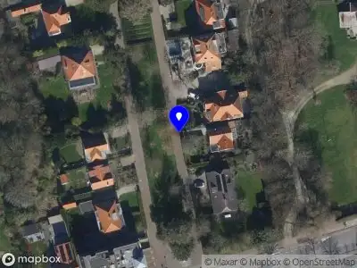 Politie met grote spoed naar de Burgemeester van Teylingenpark in Domburg