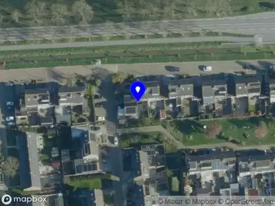 Politie naar de Tulpenlaan in Vuren vanwege voertuigen te water