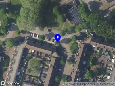 Politie naar de Binnenhof in Almere vanwege steekincident