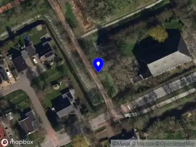 Brandweer met grote spoed naar de Berlikumerweg in Ried vanwege voertuigen te water