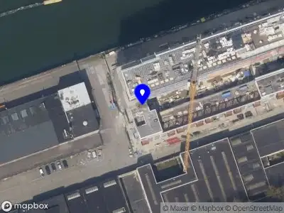 Brandweer met gepaste spoed naar de Pudongstraat in Rotterdam vanwege een liftopsluiting