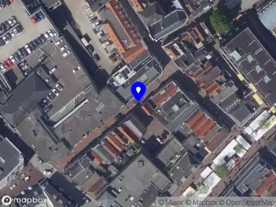 Ambulance met gepaste spoed naar de Korte Breestraat in Dordrecht