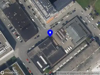 Ambulance met grote spoed naar de Tandwielstraat in Rotterdam