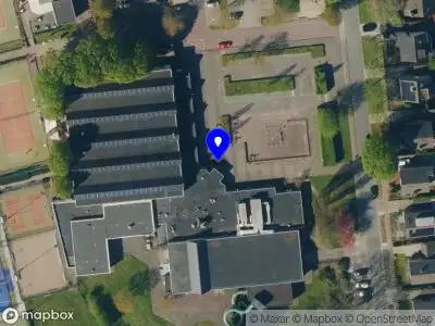 Brandweer met grote spoed naar de Schubertstraat in Elst vanwege reanimatie