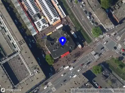 Ambulance met grote spoed naar de Hoflandplein in 's-Gravenhage