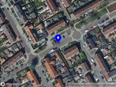 Ambulance met grote spoed naar de Prins Bernhardlaan in Middelharnis