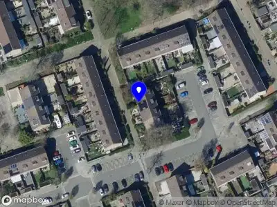 112 melding Ambulance met gepaste spoed naar de Theo Dobbepad in Hoogvliet Rotterdam