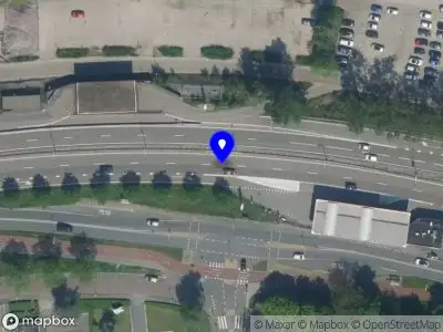 Ambulance naar de Prins Bernhardweg in Zaandam vanwege ongeval met letsel