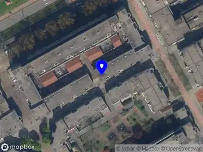 Ambulance met grote spoed naar de Eendengang in Rotterdam