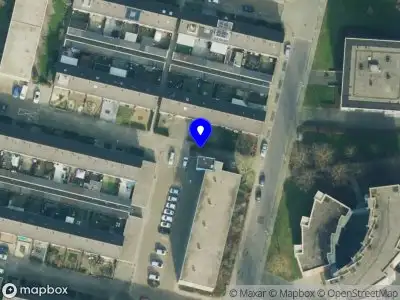 Politie naar de Donizettistraat in Almelo vanwege steekincident