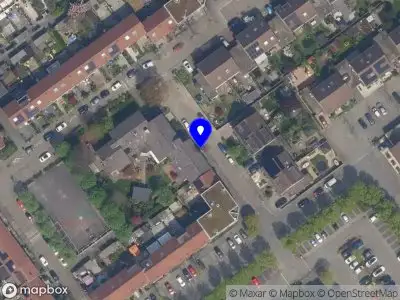 Ambulance met grote spoed naar de Reest in Rotterdam