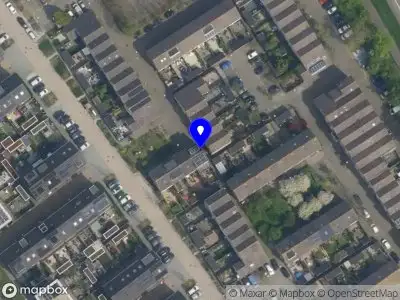 Ambulance met grote spoed naar de Lodenvloer in Delft