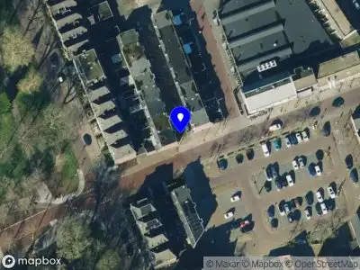 Brandweer met gepaste spoed naar de Parallelstraat in Kampen vanwege afhijsen patient