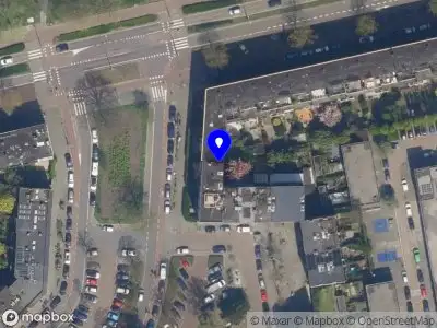 112 melding Ambulance met grote spoed naar de Bergselaan in Rotterdam