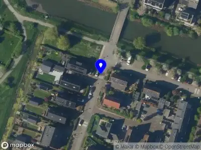 Politie naar de Belleperenlaan in Vleuten vanwege aanrijding met letsel