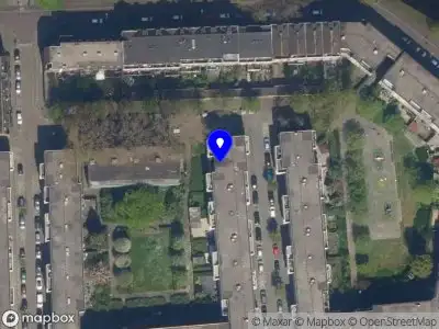 Ambulance met grote spoed naar de Palissanderstraat in Rotterdam