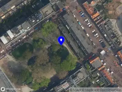 Ambulance met grote spoed naar de Vaandelstraat in Delft