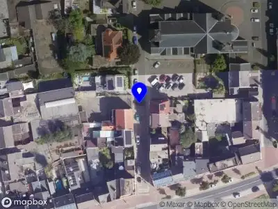 Brandweer met grote spoed naar de Kerkstraat in Kerkrade vanwege voertuigbrand