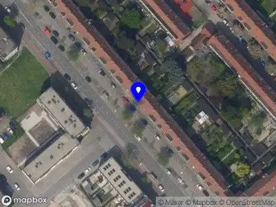 Ambulance met gepaste spoed naar de Dordtsestraatweg in Rotterdam