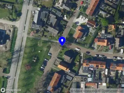 Ambulance met gepaste spoed naar de Alingterp in Warmenhuizen