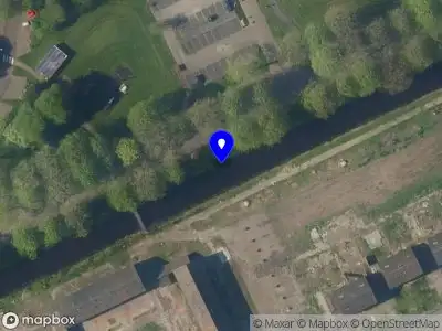 Ambulance met grote spoed naar de Spoorlaan in Hooge Burch