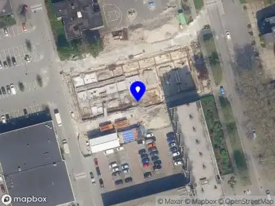 Ambulance met grote spoed naar de Jan Kwakplaats in Rotterdam