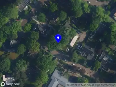 Brandweer met gepaste spoed naar de Willinklaan in Bennebroek vanwege afhijsen patient