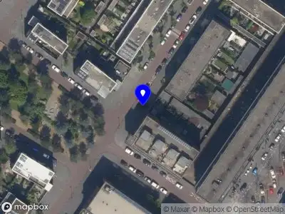 Ambulance met gepaste spoed naar de H.A. Maaskantstraat in Rotterdam