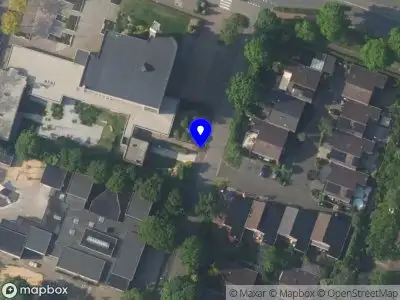 Brandweer met gepaste spoed naar de Hoeveweg in Huizen vanwege afhijsen patient