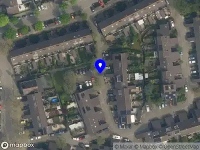 Ambulance met gepaste spoed naar de Koolmeesstraat in Delft