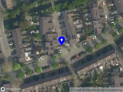 Ambulance met grote spoed naar de Sijsjespad in Delft