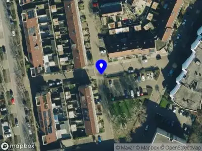 Brandweer met gepaste spoed naar de Commissarislaan in Zwolle vanwege afgaan automatisch brandalarm