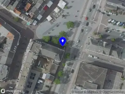 Politie met gepaste spoed naar de Stationsplein in Roermond