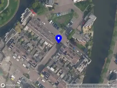 Ambulance met grote spoed naar de Nolendreef in Bergschenhoek