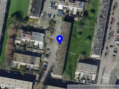 Ambulance met gepaste spoed naar de Sint-Maartensdijkstraat in Rotterdam