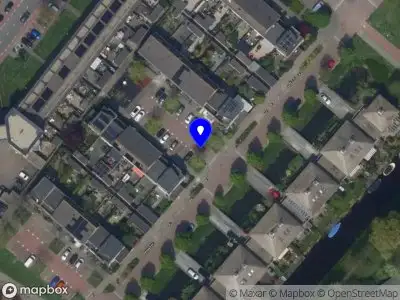 Ambulance met grote spoed naar de Ada van Schotlandplaats in Leiderdorp