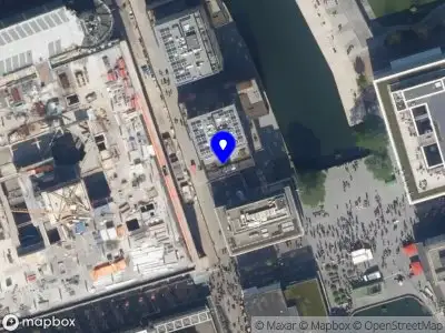 Ambulance met gepaste spoed naar de 4e Westewagenhof in Rotterdam