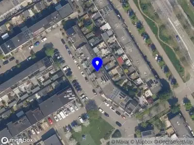 Brandweer met gepaste spoed naar de De Vlinderhoven in Schiedam vanwege afhijsen patient