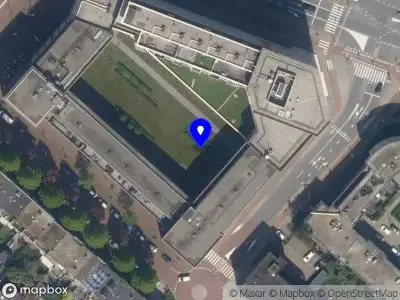 Ambulance met gepaste spoed naar de Spoorstraat in Schiedam