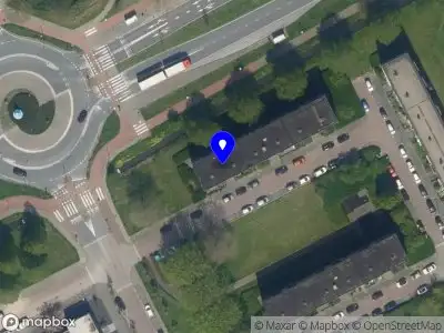 Ambulance met gepaste spoed naar de Crabethstraat in Maassluis