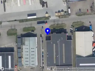 Brandweer met gepaste spoed naar de Koopvaardijweg in Oosterhout