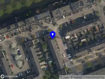 Ambulance met grote spoed naar de Olmehout in Zoetermeer