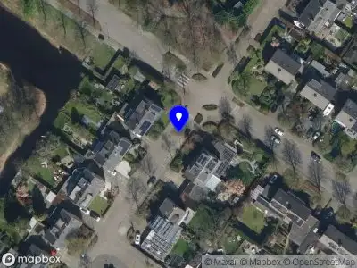 Politie naar de Burgemeester de van der Schuerenlaan in Oosterhout vanwege letsel
