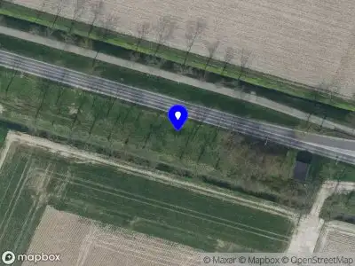 Politie naar de Beijerlandschedijk in Nieuw-Beijerland vanwege ongeval met letsel