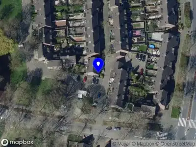 112 melding Ambulance met grote spoed naar de Wezelveen in Spijkenisse