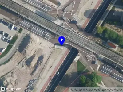 Politie naar de Dr. A.J.J. van Gemertplein in Diemen